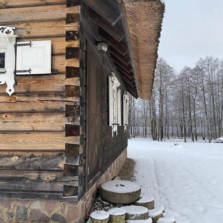 Baublys Lake Lodge Viktarinas Exterior photo