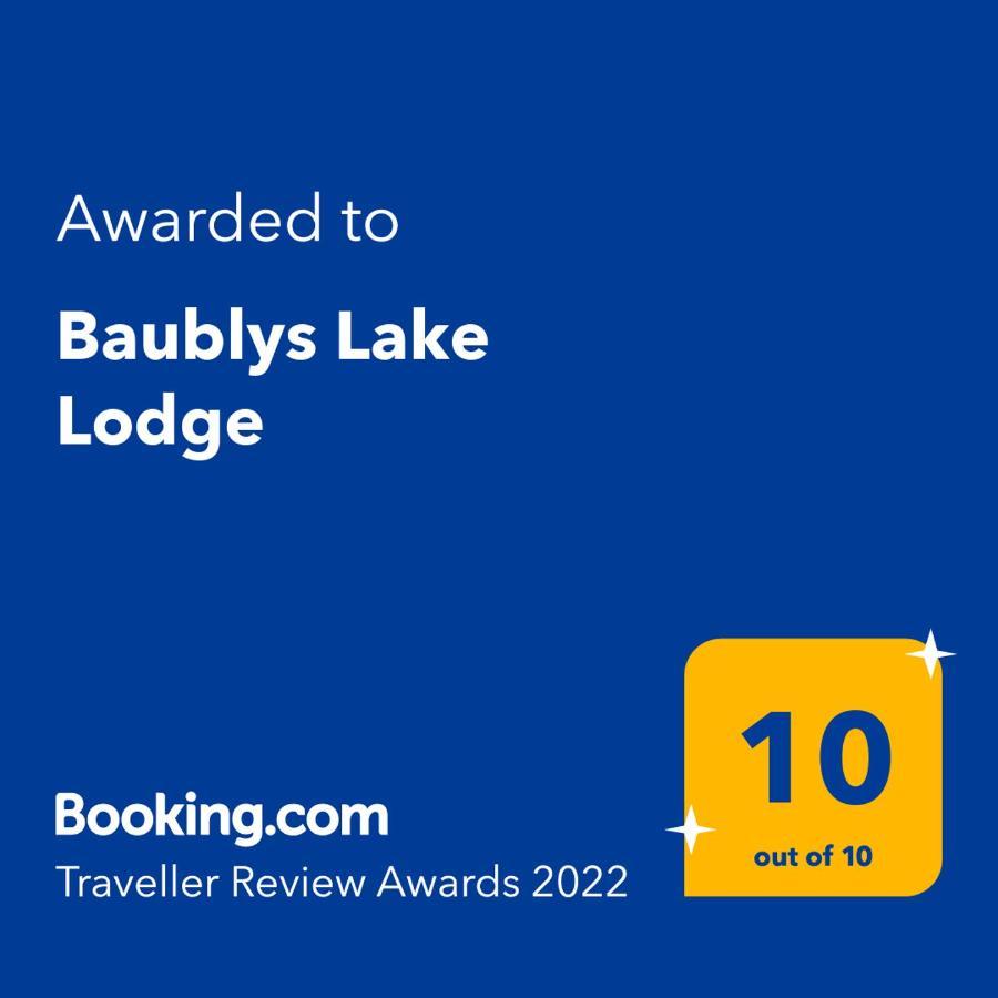 Baublys Lake Lodge Viktarinas Exterior photo